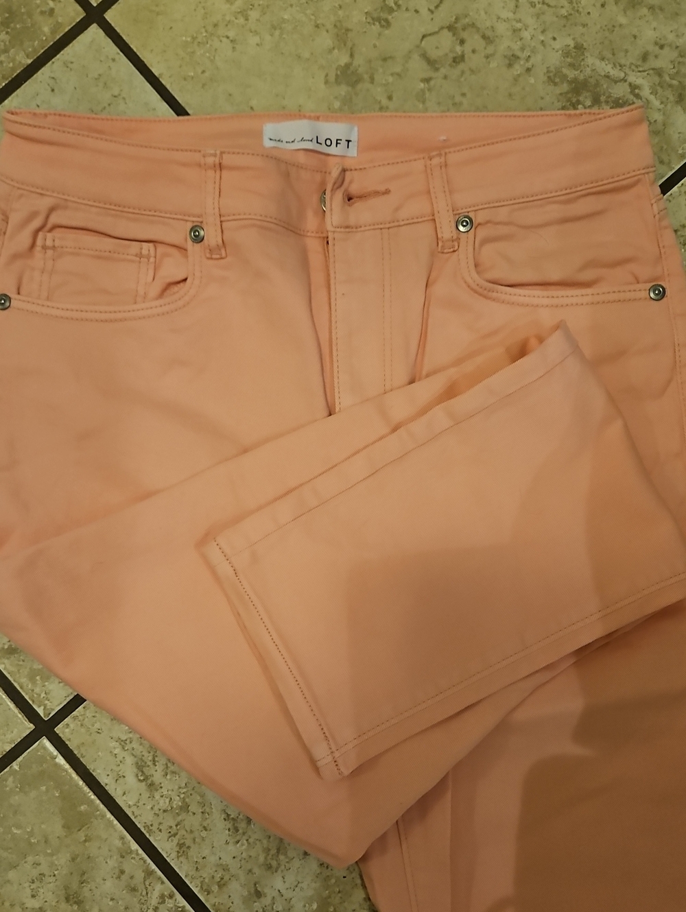 LOFT Peach-Colored Slim Jeans Size 6
